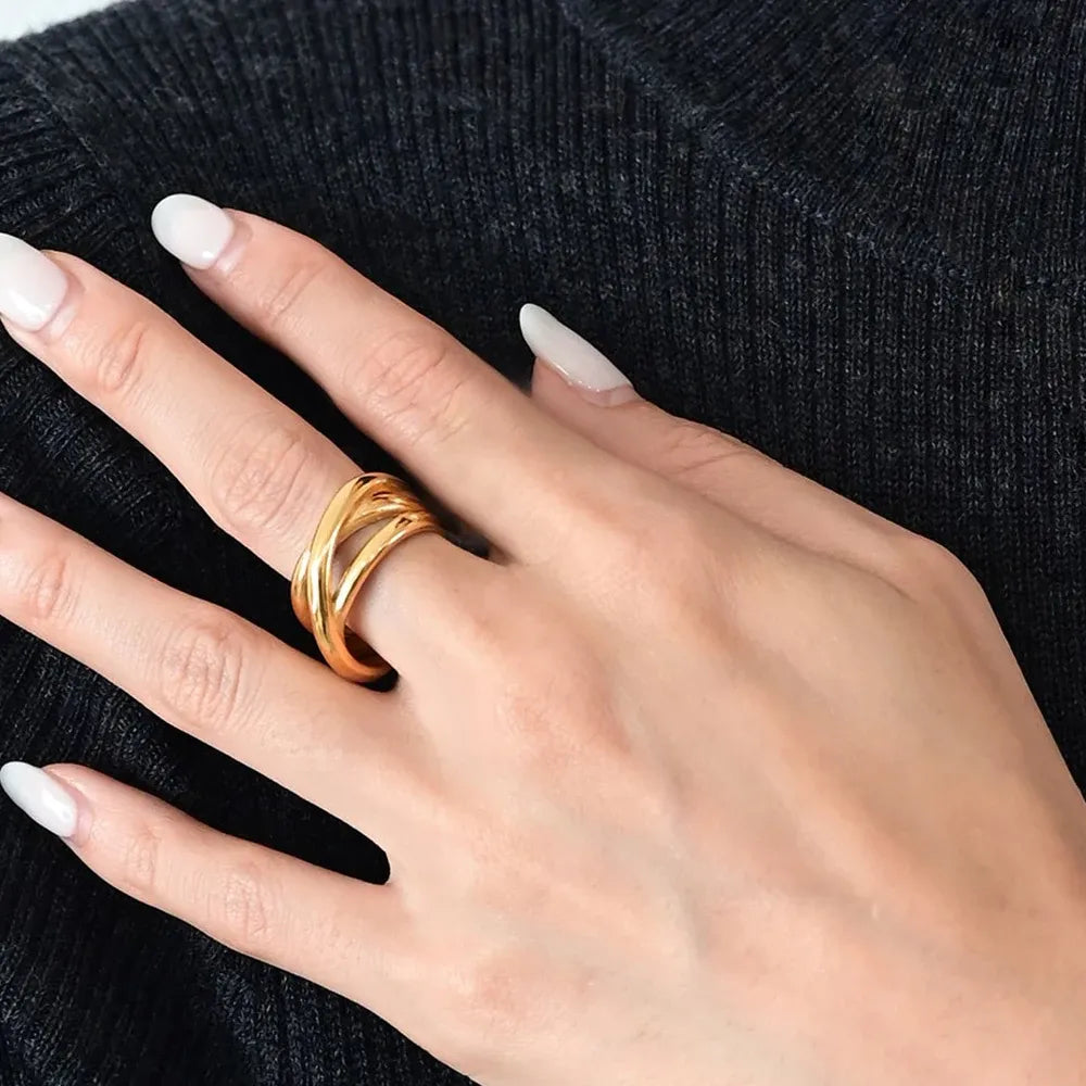 OEL - Triple Crossover Statement Ring